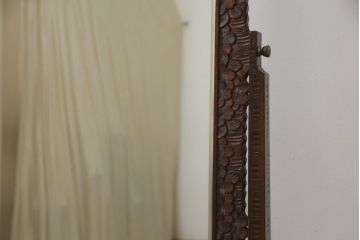中古　軽井沢彫り　繊細な桜の彫刻が美しい姿見(スタンドミラー、鏡)(R-066625)