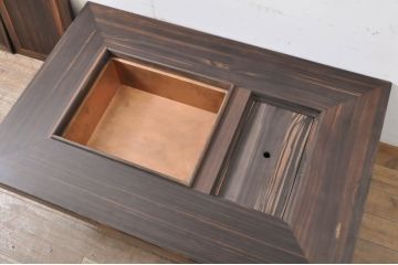 和製ビンテージ　高級品!!　総シマ黒タン材(シマコクタン、縞黒檀)　無垢材　重厚な佇まいが魅力の関西火鉢(囲炉裏、座卓、木製火鉢、長火鉢、ローテーブル、ヴィンテージ)(R-066627)