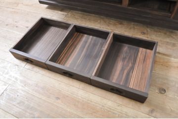 和製ビンテージ　高級品!!　総シマ黒タン材(シマコクタン、縞黒檀)　無垢材　重厚な佇まいが魅力の関西火鉢(囲炉裏、座卓、木製火鉢、長火鉢、ローテーブル、ヴィンテージ)(R-066627)