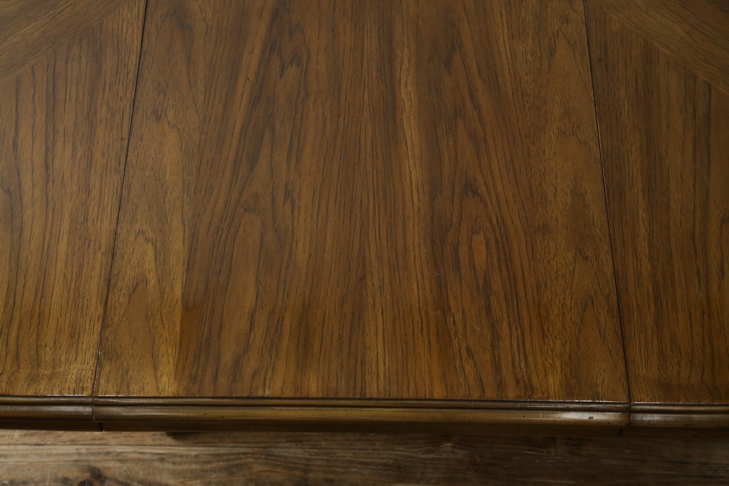 中古　DREXEL HERITAGE(ドレクセルヘリテイジ)　Grand Villa(グランドヴィラ)　上品なデザインのダイニングテーブル　定価約60万円　(R-066628)