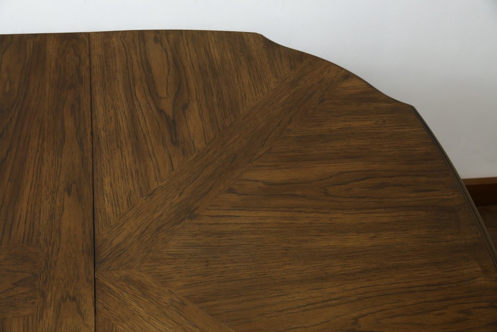 中古　DREXEL HERITAGE(ドレクセルヘリテイジ)　Grand Villa(グランドヴィラ)　上品なデザインのダイニングテーブル　定価約60万円　(R-066628)