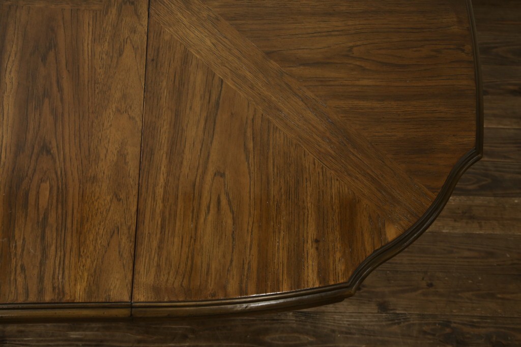 中古　DREXEL HERITAGE(ドレクセルヘリテイジ)　Grand Villa(グランドヴィラ)　上品なデザインのダイニングテーブル　定価約60万円　(R-066628)