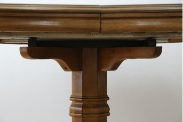 中古　DREXEL HERITAGE(ドレクセルヘリテイジ)　Grand Villa(グランドヴィラ)　上品なデザインのダイニングテーブル　定価約60万円　(R-066628)