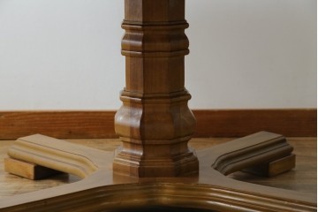 中古　DREXEL HERITAGE(ドレクセルヘリテイジ)　Grand Villa(グランドヴィラ)　上品なデザインのダイニングテーブル　定価約60万円　(R-066628)