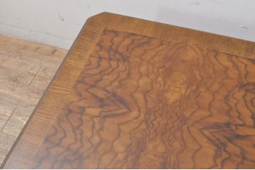 中古　DREXEL HERITAGE(ドレクセルヘリテイジ)　天板の美しい木目が特徴的なローテーブル(センターテーブル、リビングテーブル、座卓)(R-066632)