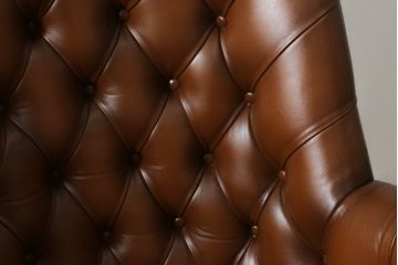 イギリスビンテージ　高級品!!　チェスターフィールド　本革(レザー)　クラシカルな佇まいが魅力のデスクチェア(回転チェア、回転イス、回転椅子、ドクターチェア、オフィスチェア、アームチェア、ヴィンテージ、英国)(R-066641)