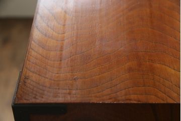 和製ビンテージ　岩谷堂箪笥　立派な黒金具が目を惹く立長箪笥(縦型チェスト、収納タンス、引き出し、サイドチェスト、ハイチェスト、ヴィンテージ)(R-066643)