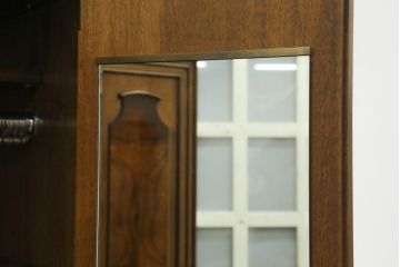 中古　DREXEL HERITAGE(ドレクセルヘリテイジ)　FRANCESCA(フランチェスカ)　品のある佇まいと美しい杢目に目を奪われるワードローブ(洋服タンス、収納棚、キャビネット)(R-066645)