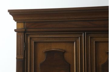 中古　DREXEL HERITAGE(ドレクセルヘリテイジ)　FRANCESCA(フランチェスカ)　品のある佇まいと美しい杢目に目を奪われるワードローブ(洋服タンス、収納棚、キャビネット)(R-066645)