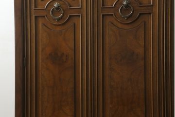 中古　DREXEL HERITAGE(ドレクセルヘリテイジ)　FRANCESCA(フランチェスカ)　品のある佇まいと美しい杢目に目を奪われるワードローブ(洋服タンス、収納棚、キャビネット)(R-066645)