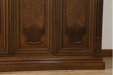 中古　DREXEL HERITAGE(ドレクセルヘリテイジ)　FRANCESCA(フランチェスカ)　品のある佇まいと美しい杢目に目を奪われるワードローブ(洋服タンス、収納棚、キャビネット)(R-066645)