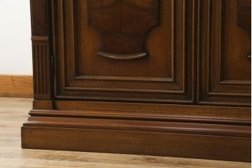 中古　DREXEL HERITAGE(ドレクセルヘリテイジ)　FRANCESCA(フランチェスカ)　品のある佇まいと美しい杢目に目を奪われるワードローブ(洋服タンス、収納棚、キャビネット)(R-066645)