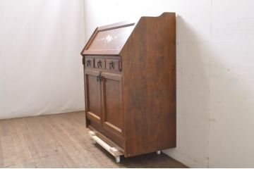 中古　美品　高級品　三越デパート　オーク材　上品な佇まいが魅力の象嵌入りライティングビューロー(カントリーハウス、Brugge、ブルージュ、簿記机、ワークデスク、在宅用、在宅ワーク用)(R-066646)