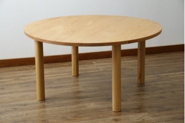 中古　短期展示美品　ヤクモ家具製作所　ラウンドテーブル(Type A)　オーク材　ナチュラルな風合いが優しい印象のダイニングテーブル　(R-066649)
