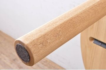 中古　短期展示美品　ヤクモ家具製作所　ラウンドテーブル(Type A)　オーク材　ナチュラルな風合いが優しい印象のダイニングテーブル(2人掛け、4人掛け、食卓、丸テーブル、店舗什器)(R-066651)