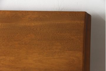 中古　横浜ダニエル(daniel)　アーリーアメリカン　A-205　クラシカルな佇まいが目を引くサイドボード(サイドキャビネット、リビングボード、収納棚、戸棚)(定価約70万円)(R-066652)