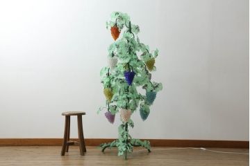 中古　イタリア製　トーソー社(TOSO CESARE)　ムラーノガラス(Murano　Glass)　ブドウ(葡萄、ぶどう)　13灯　空間のアクセントになるスタンドライト(フロアスタンド、スタンド照明、フロア照明、ベネチアングラス、ヴェネチアングラス、ムラノガラス)(定価約130万円)(R-066653)