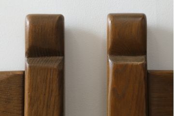 中古　IDC大塚家具　オランダ高級輸入家具　オーク材　木の温もり溢れる色合いが魅力のダイニングチェア4脚セット(椅子、イス、板座チェア)(定価4脚で約30万円)(R-066657)