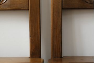 中古　IDC大塚家具　オランダ高級輸入家具　オーク材　木の温もり溢れる色合いが魅力のダイニングチェア4脚セット(椅子、イス、板座チェア)(定価4脚で約30万円)(R-066657)