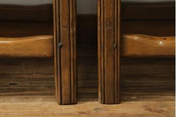中古　IDC大塚家具　オランダ高級輸入家具　オーク材　木の温もり溢れる色合いが魅力のダイニングチェア4脚セット(椅子、イス、板座チェア)(定価4脚で約30万円)(R-066657)