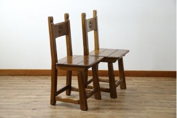 中古　IDC大塚家具　オランダ高級輸入家具　オーク材　木の温もり溢れる色合いが魅力のダイニングチェア2脚セット(椅子、イス、板座チェア、バラ売り可能)(定価2脚で約15万円)(R-066658)