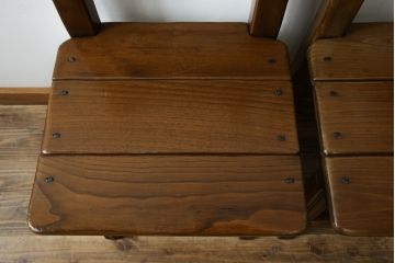中古　IDC大塚家具　オランダ高級輸入家具　オーク材　木の温もり溢れる色合いが魅力のダイニングチェア2脚セット(椅子、イス、板座チェア、バラ売り可能)(定価2脚で約15万円)(R-066658)