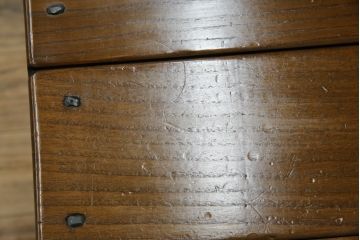 中古　IDC大塚家具　オランダ高級輸入家具　オーク材　木の温もり溢れる色合いが魅力のダイニングチェア2脚セット(椅子、イス、板座チェア、バラ売り可能)(定価2脚で約15万円)(R-066658)