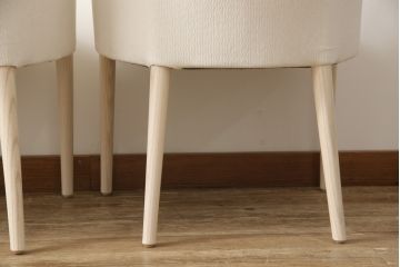 中古　短期展示品　極美品　相合家具製作所(SOGOKAGU)　マーガレット(MARGUERITE)　シンプルなデザインが魅力的なアームチェア2脚セット(一人掛けソファ、1人掛けソファ、ラウンジチェア、パーソナルチェア)(R-066660)