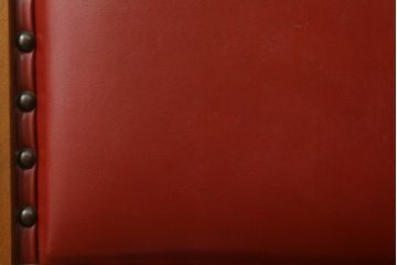 中古　美品　横浜クラシック家具　ダニエル(daniel)　ミッシェル(Michel)サイドチェア　A-504　本革(レザー)　クラシカルな雰囲気漂うデザインがおしゃれなダイニングチェア4脚セット(椅子、イス)(定価4脚で約88万円)(R-066668)
