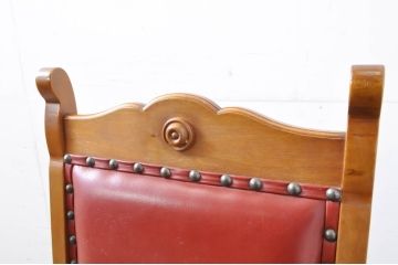 中古　横浜クラシック家具　ダニエル(daniel)　ミッシェル(Michel)サイドチェア　A-504　本革(レザー)　クラシカルな雰囲気漂うデザインがおしゃれなダイニングチェア2脚セット(椅子、イス)(定価2脚で約44万円)(R-066669)
