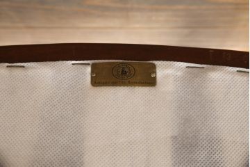 中古　VICTORIA COLLECTION　マホガニー材　優美な曲線デザインが美しいバルーンバックチェア(サロンチェア、ダイニングチェア、イス、椅子)(R-066673)
