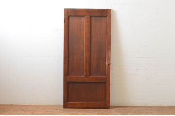 アンティーク建具　落ち着いた雰囲気を演出する木製ドア1枚(木製扉)(R-066725)