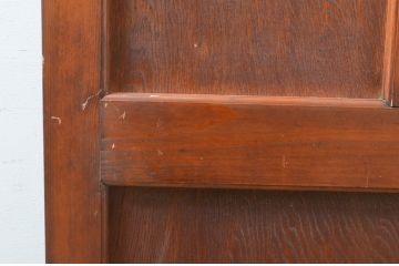 アンティーク建具　落ち着いた雰囲気を演出する木製ドア1枚(木製扉)(R-066725)