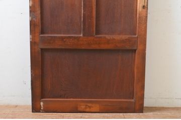 アンティーク建具　落ち着いた雰囲気を演出する木製ドア1枚(木製扉)(R-066726)