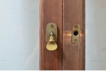 アンティーク建具　大正ロマンの雰囲気漂う両面面取り加工の幅狭ガラス戸4枚セット(引き戸)(R-066733)