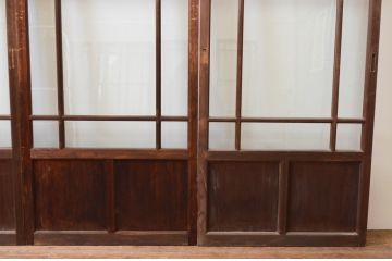 アンティーク建具　大正ロマンの雰囲気漂う両面面取り加工の幅狭ガラス戸4枚セット(引き戸)(R-066734)