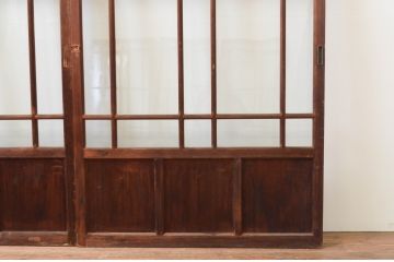 アンティーク建具　大正ロマン　ノスタルジックな雰囲気を演出する両面面取り加工の幅狭ガラス戸3枚セット(引き戸)(R-066740)