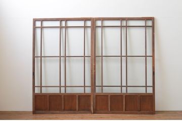 アンティーク建具　レトロな雰囲気が魅力の幅広ガラス戸2枚セット(引き戸)(R-066752)