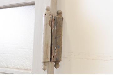 アンティーク建具　ペイント仕上げ限定　大正ロマン　古い洋館で使われいた背の高いドア1枚(扉、ガラスドア)(R-066756)