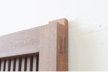 アンティーク建具　経年を感じさせる木味が味わい深い総欅(ケヤキ)材の格子蔵戸1枚(格子戸、引き戸、玄関戸)(R-066767)