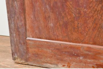 アンティーク建具　細やかな意匠が施された金具が魅力的な総欅(ケヤキ)材の幅狭蔵戸1枚(玄関戸、引き戸)(R-066769)
