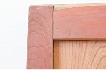 アンティーク建具　細やかな意匠が施された金具が魅力的な総欅(ケヤキ)材の幅狭蔵戸1枚(玄関戸、引き戸)(R-066769)
