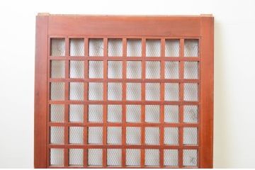アンティーク建具　上手物!!上質な造りで深みある色合いが魅力的な総欅(ケヤキ)材のマス目(升目)格子蔵戸1枚(きつね格子、狐格子、格子戸、引き戸、玄関戸)(R-066770)