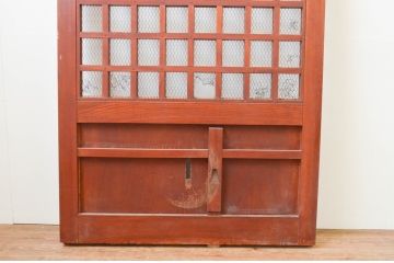 アンティーク建具　上手物!!上質な造りで深みある色合いが魅力的な総欅(ケヤキ)材のマス目(升目)格子蔵戸1枚(きつね格子、狐格子、格子戸、引き戸、玄関戸)(R-066770)