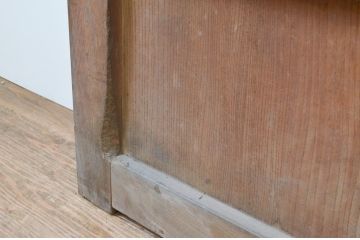 アンティーク建具　恵比寿天の金具が目を惹く総欅(ケヤキ)材の格子蔵戸1枚(格子戸、玄関戸、引き戸)(R-066771)