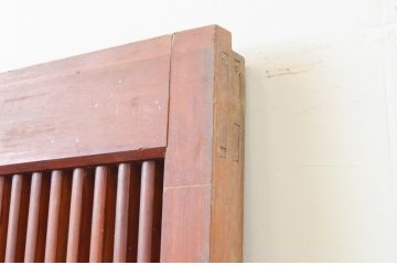 アンティーク建具　桜材　欅(ケヤキ)材　堂々とした存在感のある格子蔵戸1枚(格子戸、玄関戸、引き戸)(R-066773)
