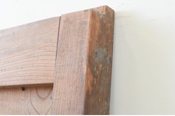 アンティーク建具　分厚い框組みと重厚な佇まいが魅力!総欅(ケヤキ)材の蔵戸1枚(玄関戸、引き戸)(R-066778)