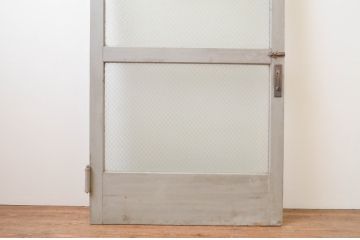 アンティーク建具　ペイント仕上げ限定　レトロな雰囲気づくりにおすすめ!ワイヤーメッシュ入りの大きなガラス扉1枚(ドア、木製扉)(R-066780)