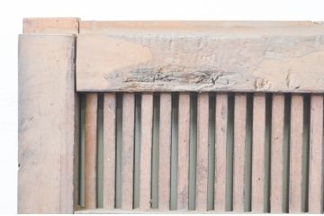 アンティーク建具　腰板欅(ケヤキ)材　重厚感のある佇まいが魅力の格子蔵戸1枚(格子戸、玄関戸、引き戸)(R-066781)