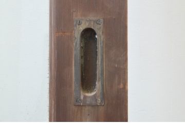 アンティーク建具　腰板欅(ケヤキ)材　古い商店で使われていた背の高い引き戸1枚(ガラス戸)(R-066782)